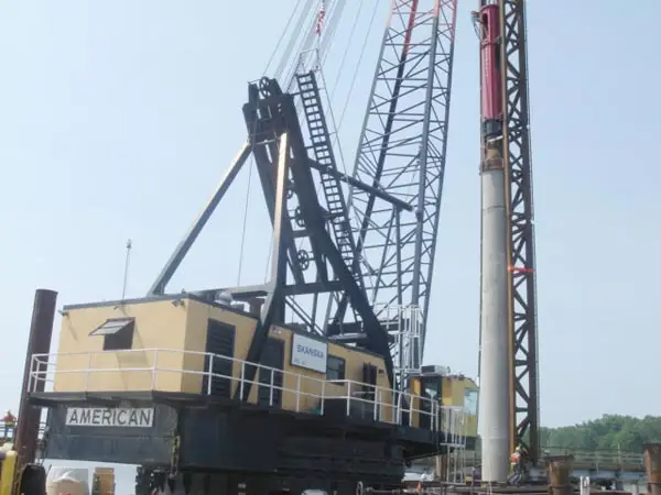 Kazık Çakma Çekici - BRUCE Kazık Çakma Çekici