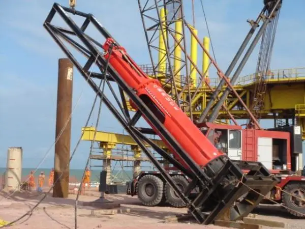 Hydraulic Kazık Çakma Çekici-BRUCE SGH-1215