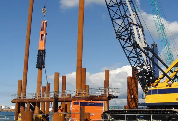 Kazık Çakma Çekici - BRUCE SGH-1015 Piling Hammer