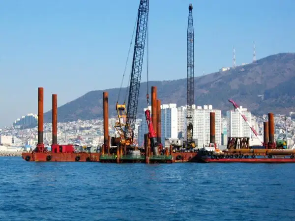 Kazık Çakma Çekici - BRUCE SGH-3015 Raked Pile Driving