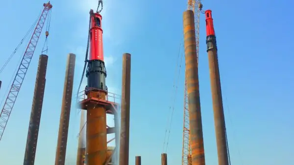 Kazık Çakma Çekici - BRUCE SGH-4015 Pile Driving Hammer