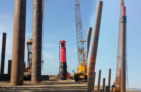 Kazık Çakma Çekici - BRUCE SGH-4015 Piling Hammer