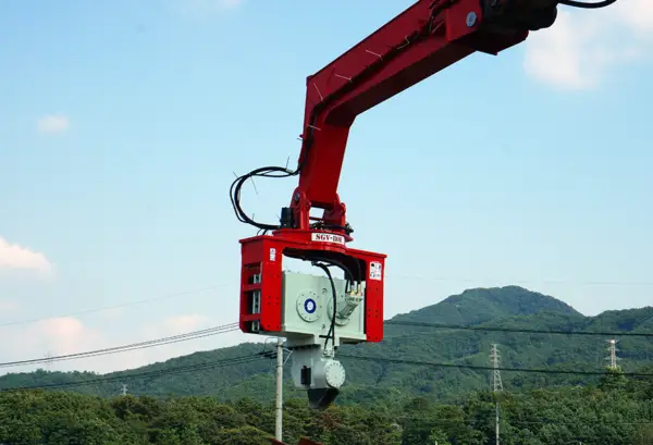 Vibro Çekiç - BRUCE Sheet Kazık Çakma Çekici